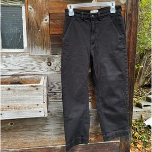 Everlane black cropped stretch jean